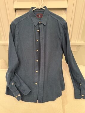UNTUCKit Men's Button-Down Shirt in Deep Blue